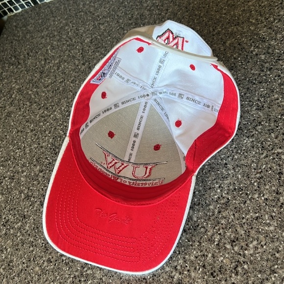 University of Wisconsin Men’s Game Time Adjustable Hat - Picture 7 of 9